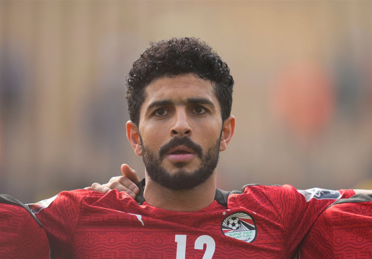 لاعب الاهلي السابق ايمن اشرف