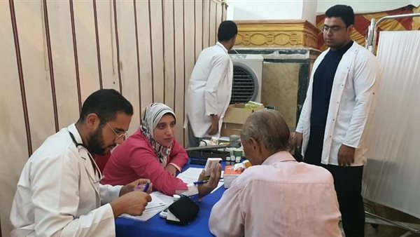 خريطة توزيع 15 قافلة طبية لـ"حياة كريمة" اليوم 